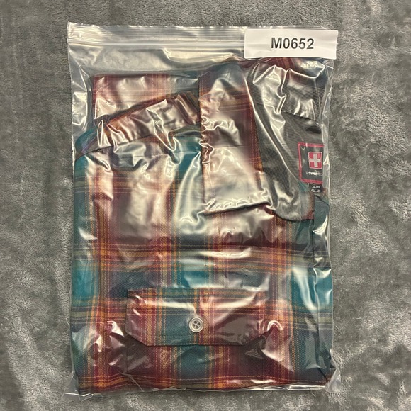 SWISS TECH Flannel Shirt Mens XL Plaid Long Sleeve Button Up Outdoor Western - Picture 10 of 10